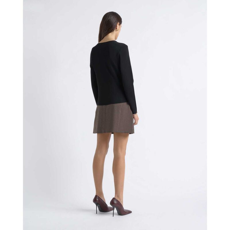 Cue Milano Long Sleeve V Neck Knit image number 9